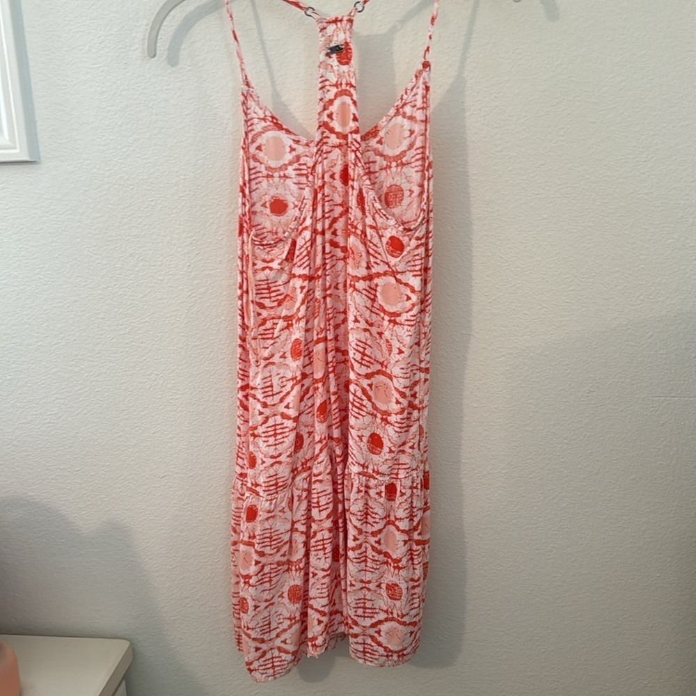 Roxy Coral and White Racerback Tiered Mini Dress size M - Picture 4 of 5
